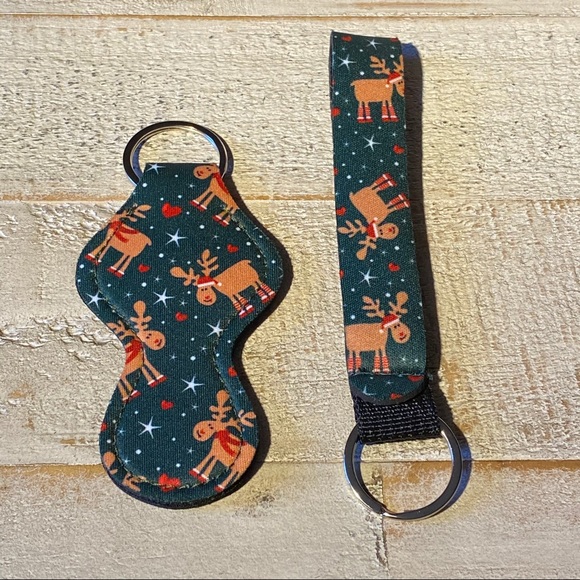 3 for $15 Lip Balm Holder + Keychain Reindeer Snow - Picture 5 of 5